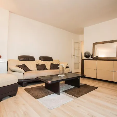 Apartment Chic With Parking Near Paris *
